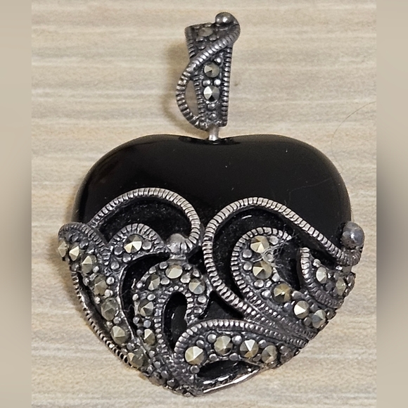 Onyx & Marcasite 3D Heart 925 Sterling Silver Pendant $245 - Picture 2 of 14